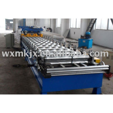 Tile forming machine